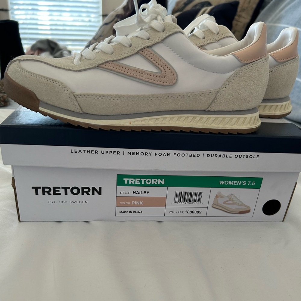 Tretorn Women's Cream and Pink Sneakers